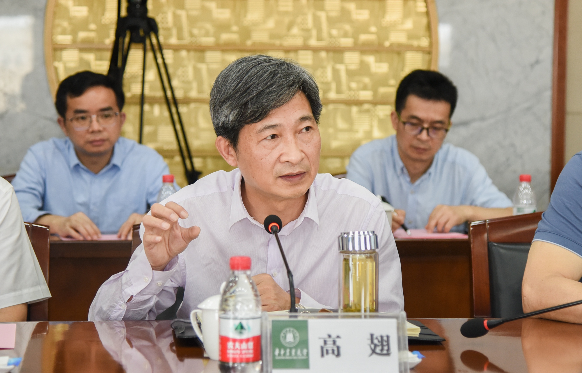 校党委书记高翅讲话(匡敏 摄)